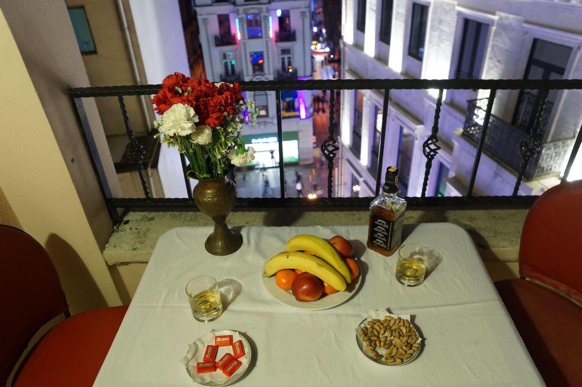 Hotel Mara Istanbul Exterior photo